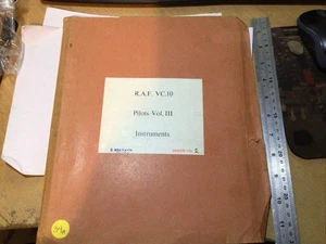 RAF VC-10 Pilot’s Training Notes Vol III Instrumente - Bild 1 von 21