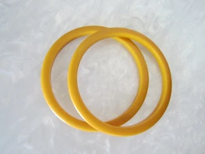 BEAUTIFUL VINTAGE GENUINE BUTTERSCOTCH BAKELITE 2 STACKED BANGLE BRACELET SET - Picture 1 of 7