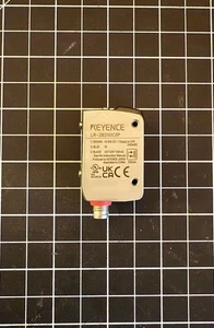 Keyence LR-ZB250C3P Laser-Distanzsensor, gebraucht - Bild 1 von 3