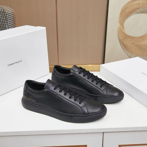 Nuovissime scarpe casual Common Projects nere taglio basso per uomo e donna