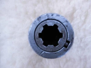 Honda Einachser - Einachsschlepper Zapfwellen Adapter Kehrbesen- Anbaufräse - Bild 1 von 6