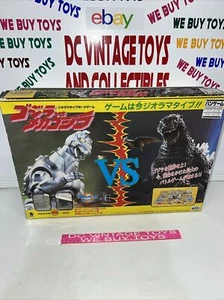 Vintage Takara Godzilla vs Mechagodzilla Rodan Ban Game In Box 1993 mini Figures - Picture 1 of 16