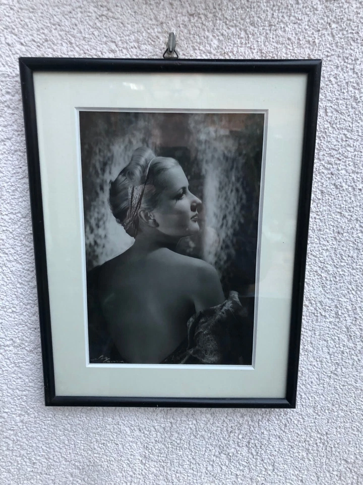 altes Foto # WOG Manassè # Weiblicher Rückenakt # Silbergelatine-Abzug # um 1940 - Bild 1 von 4