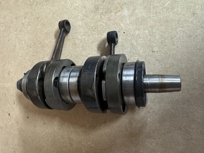 Cigüeñal del cigüeñal del motor Suzuki GT 185 OEM Foto 1 de 4