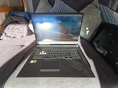 📣 ASUS ROG Strix Gaming-Laptop in OVP + KLIM Kühler – ein leistungsstarkes Set! - Bild 1 von 4