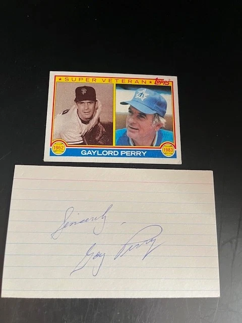 Gaylord Perry  signed 3x5  - HOF Yankees-Mariners Giants  deceased - Image 1 of 1