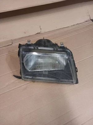 Opel Ascona C 1986 Vorne rechts Scheinwerfer 1307022022 LTA5961 - Bild 1 von 4