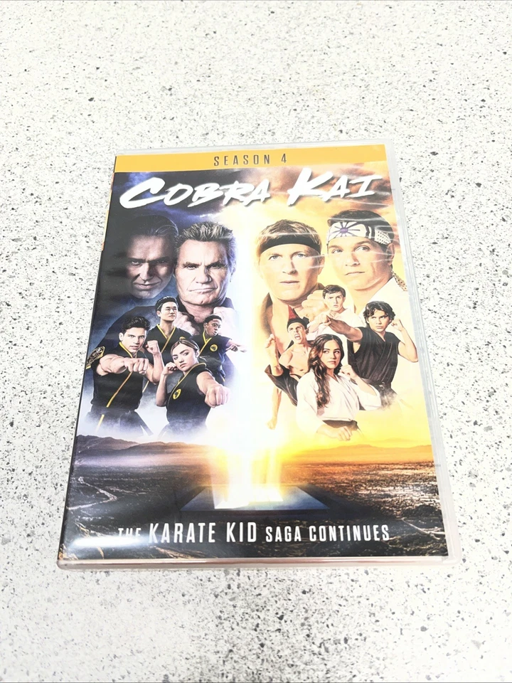 Cobra Kai - Season 04 [DVD] Foto 1 de 3