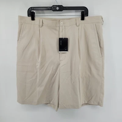 Pantalones Cortos Nike Golf Para Hombre Frente Plano Beige Tostado Talla 38 Nuevos con Etiquetas NikeFitDry Foto 1 de 4