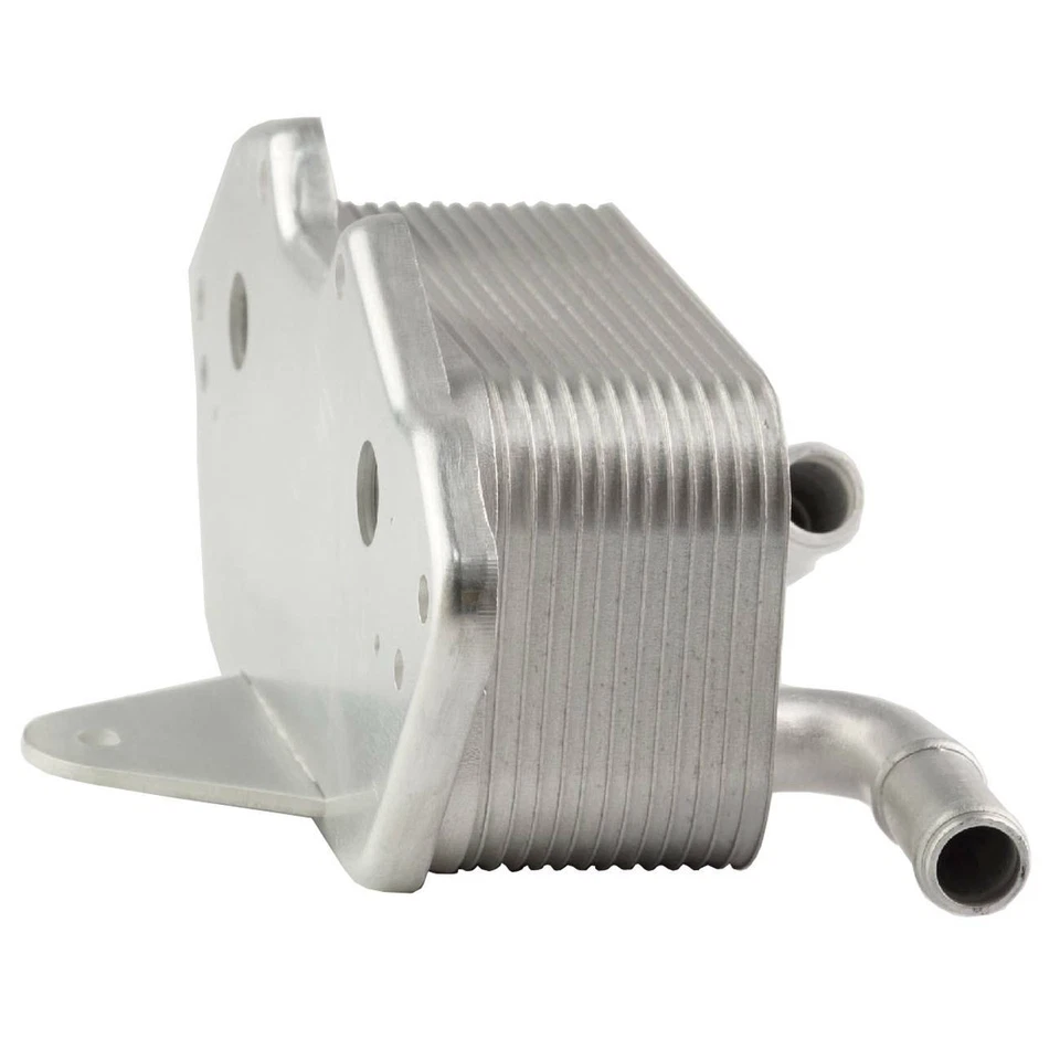 06E117021G Enfriador de aceite de motor nuevo para VW Touareg Audi A4 Quattro A5 A6 A7 Q5 Q7 Foto 1 de 3