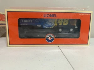LIONEL O-GAUGE 6-26350 JIMMY JOHNSON LOWE'S FLATCAR WITH TRAILER NIB AND IN BAG - Picture 1 of 4