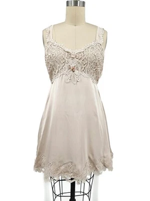 VTG New Flora Nikrooz Lingerie Nightgown Womens L Champagne Satin Lace - Image 1 of 4