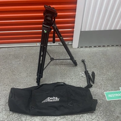 Tiffen PROVISTA7518B Provista 718B Tripod with V18 Fluid Head - Image 1 of 4