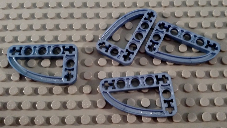 LEGO Lot of 4 Metal Blue 3x5 L Shaped Ellipse Thin Technic Liftarm Pieces - Image 1 of 1