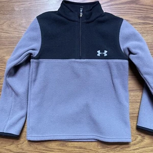 Boys Under Armour 1/4 Zippered Pullover Size 5 - Picture 1 of 3