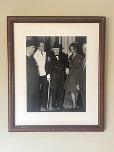 V. LARGE Original Photograph NOT A PRINT Last Day for Sir Winston Churchill 1964 - Picture 1 of 20