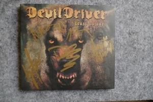 Devil Driver - Trust no one CD Album signed / autograph / signiert - Picture 1 of 2