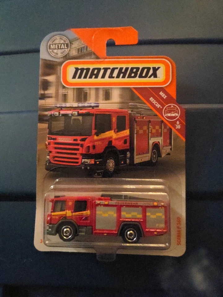 2019 Matchbox MBX Rescue Series #6/30 card 56/125 Fire Truck Scania P360 Red - Image 1 of 1