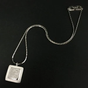 GIVENCHY 4G Logo Square Silver Tone Pendant Necklace/2BE2324 - Picture 1 of 8