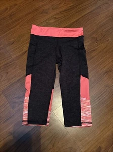 Old Navy Active Go-Dry Girls Athletic Capris Size XS 5 Pink & Gray - Picture 1 of 3