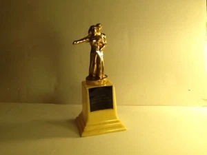 Miami Beach, FL, Cadillac Hotel, Dance Trophy - Bild 1 von 4