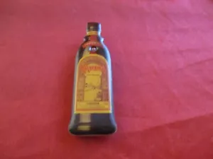 Kahlua Liqueur Bottle Promo Pin Pinback - Picture 1 of 2