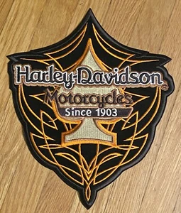 Nuovo HARLEY DAVIDSON TOPPA gessato nero arancione ricamato senza confezione - Foto 1 di 3