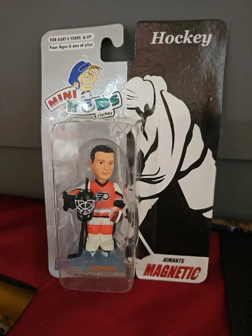 Goalie MARTIN BRODEUR New Jersey Devils NHL Mini 3”Bobblehead NIB! Cover