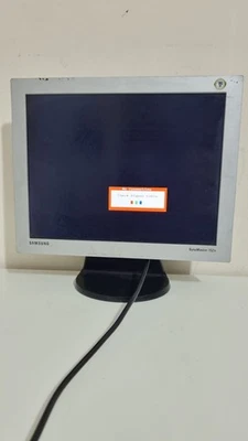 Samsung SyncMaster 152v LCD Monitor - Image 1 of 4