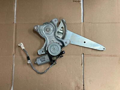 2001-2005 LEXUS IS300 PASSENGER RIGHT REAR WINDOW REGULATOR MOTOR OEM BACK OEM - Image 1 of 4