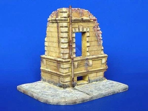 Plus Modelo 1/48 Esquina de Construcción de Piedra Berlín en ruinas con acera 1945 Segunda Guerra Mundial 4032 - Imagen 1 de 1