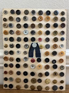 ANTIQUE WORKWEAR JEANS BUTTON SAMPLE CARD LEVI STRAUSS 100+ ORIGINAL BUTTONS - Picture 1 of 17