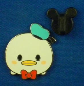 Donald Duck from Tsum Tsum Mystery Pack 2015 Pin # 108005 - Picture 1 of 3
