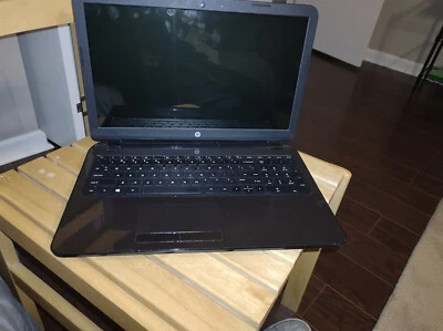 Portátil HP 15GO13CL usado tal cual Foto 1 de 3