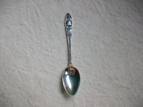 VTG STERLING SILVER PHILADELPHIA PA LIBERTY BELL SOUVENIR SPOON; 4 1/8" Cover