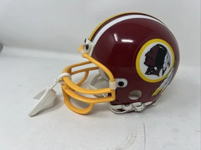Mini casco de fútbol americano vintage 1995 Washington Redskins NFL Riddell 3 5/8 Foto 1 de 4