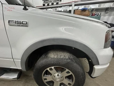 2004-2008 Ford F150 Pickup Passenger Fender Front - Image 1 of 4