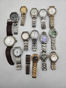 Lotto 15 Orologi Uomo Quarzo Acciaio Inox Non Testati Per Ricambi/Riparazione - Foto 1 di 11
