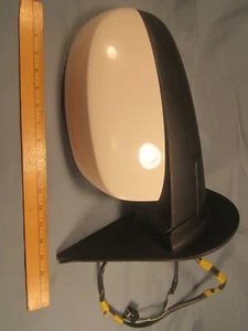 25775856 or 25776076 Chevrolet GMC Yukon White POWER DOOR MIRROR LH or RH [Z326] - Bild 1 von 8
