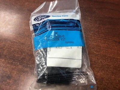 NUEVO NOS 1981 1982 FORD ESCORT Y EXP KIT AISLADOR FRENO DELANTERO E1FZ-2B321-D Foto 1 de 4