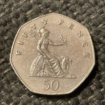 1982 Great Britain Large  50 New Pence Coin - Image 1 of 2