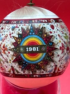Decorazione natalizia 1981 anno nascita Hallmark raso - Foto 1 di 6