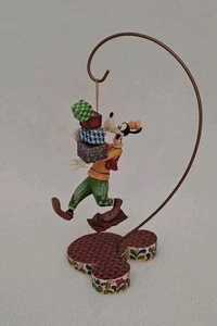 Disney Traditions Hanging Goofy Figurine With Presents & Stand Jim Shore - Picture 1 of 11