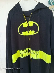 Traje de pijama Batman negro polar 40/42 de una pieza cremallera frontal disfraz de Halloween24 - Imagen 1 de 4