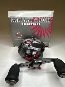 Daiwa Mega Force Twitchin’ Bar Twitching Bait Casting Reel 7.1 100TSH - Picture 1 of 10