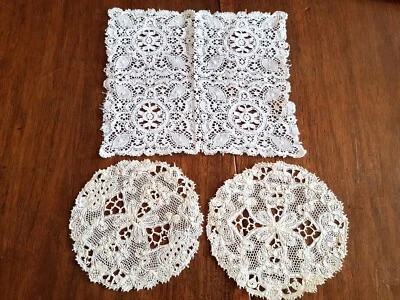 3 Napperons vintages en dentelles - Photo 1/3