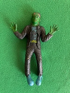 Juguete Jiggler Frankenstein AHI 1973 de colección universal supermonstruos de fama mundial - Imagen 1 de 9