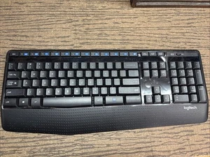 Logitech Wireless K345 Keyboard And Mouse M275 Combo - Picture 1 of 9
