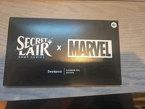 Lámina sellada Deadpool Rainbow - Secret Lair X Marvel Drop Series - Imagen 1 de 2