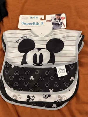 Paquete de 3 baberos Mickey Mouse Disney Junior para niños pequeños Foto 1 de 4
